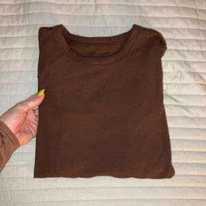 Brown long sleevt